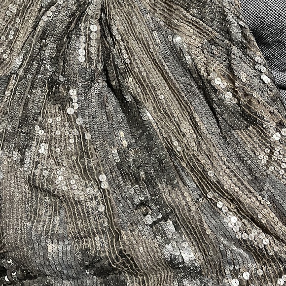 Parker front knot sequin beaded dress - Picture 7 of 8